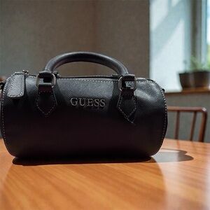 Guess Black Textured Handbag